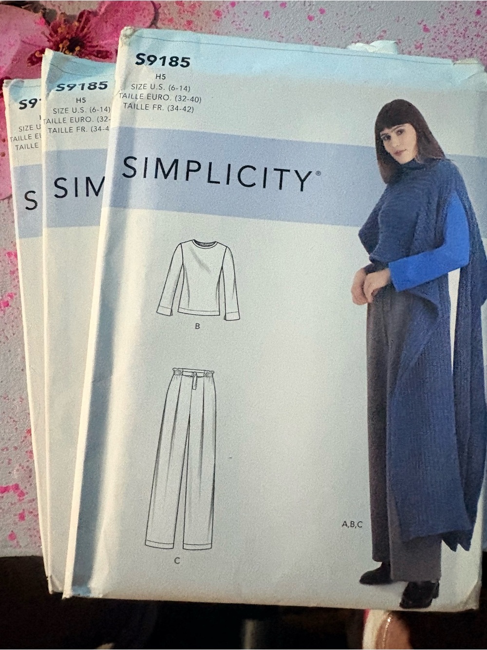 BN UNCUT SIMPLICITY 9185 H5 SEWING PATTERNS